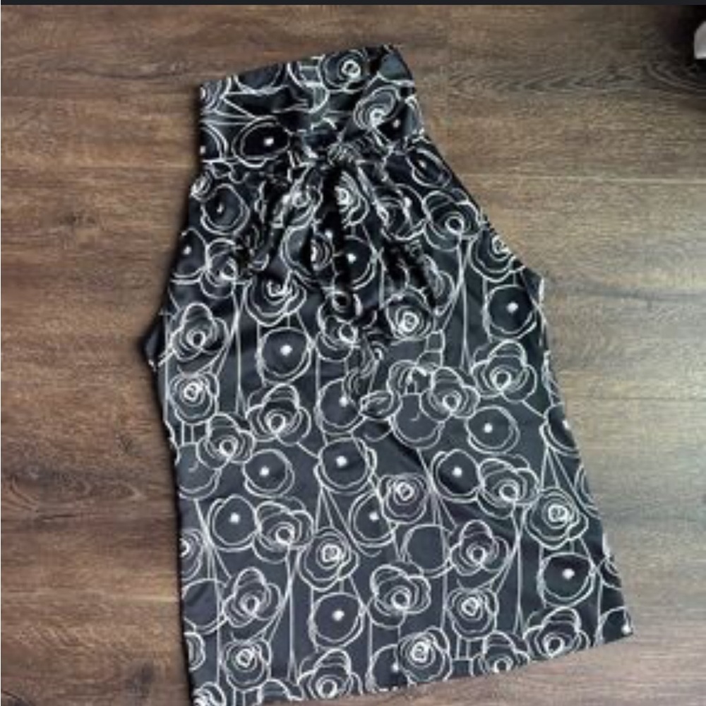 Banana Republic Satin Floral Sleeveless Tie-Neck Blouse Black&White Sz XS goth